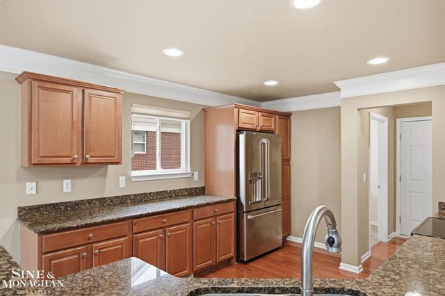 Builiding view eleven for 40618 Lenox Park, Novi, MI. 48377