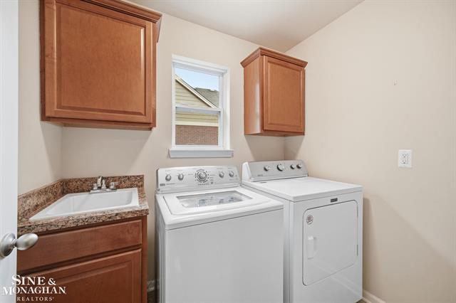 Builiding view fifteen for 40618 Lenox Park, Novi, MI. 48377