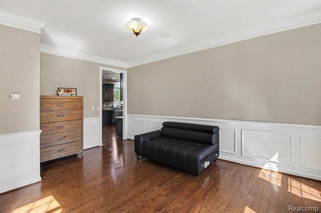 Builiding view nine for 50371 Langley, Novi, MI. 48374
