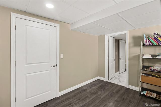 Builiding view twenty six for 50371 Langley, Novi, MI. 48374
