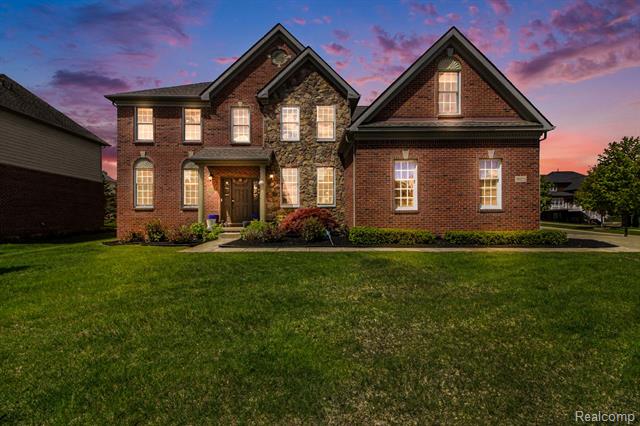 front view for 50371 Langley Ct, Novi, Mi. 48374