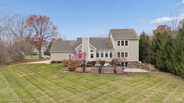 Builiding view fifty eight for 214 Presidio, Ortonville, MI. 48462