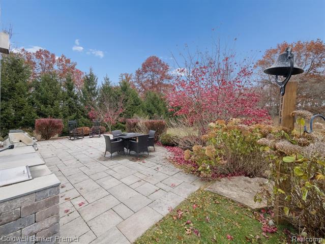 Builiding view forty eight for 214 Presidio, Ortonville, MI. 48462