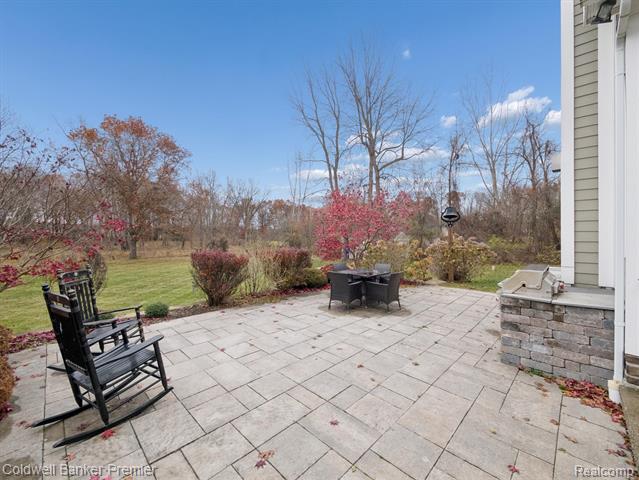 Builiding view forty seven for 214 Presidio, Ortonville, MI. 48462