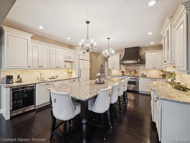 Builiding view two for 214 Presidio, Ortonville, MI. 48462