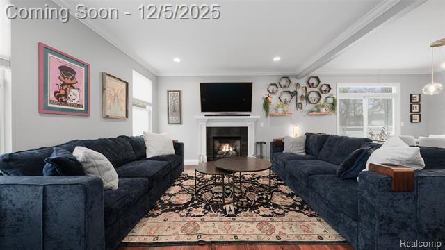 Builiding view eight for 838 Coolidge, Clawson, MI. 48017