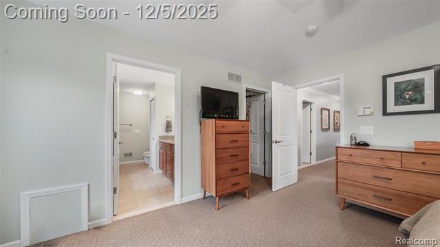 Builiding view eighteen for 838 Coolidge, Clawson, MI. 48017