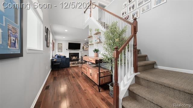 Builiding view six for 838 Coolidge, Clawson, MI. 48017