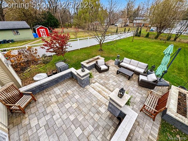 Builiding view thirty three for 838 Coolidge, Clawson, MI. 48017