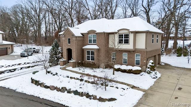 Builiding view fifty four for 146 Crosbie, Lake Orion, MI. 48362