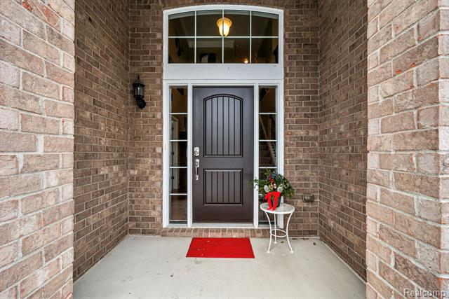 Builiding view five for 146 Crosbie, Lake Orion, MI. 48362