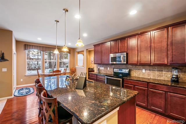 Builiding view nineteen for 146 Crosbie, Lake Orion, MI. 48362