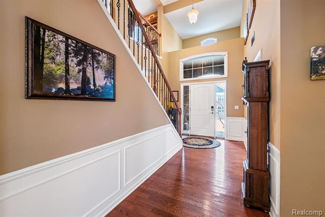 Builiding view seven for 146 Crosbie, Lake Orion, MI. 48362