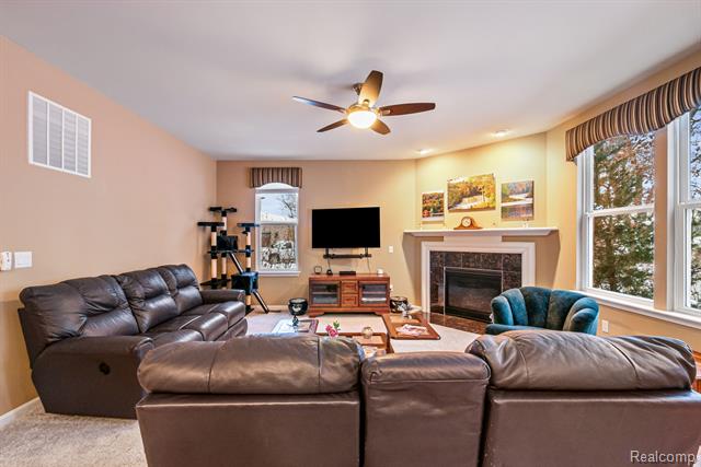 Builiding view seventeen for 146 Crosbie, Lake Orion, MI. 48362