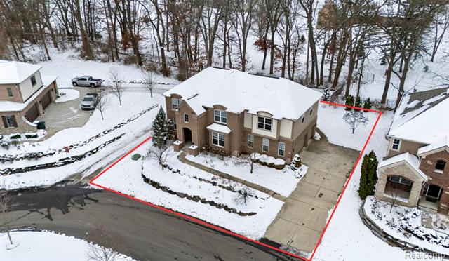 Builiding view seventy four for 146 Crosbie, Lake Orion, MI. 48362