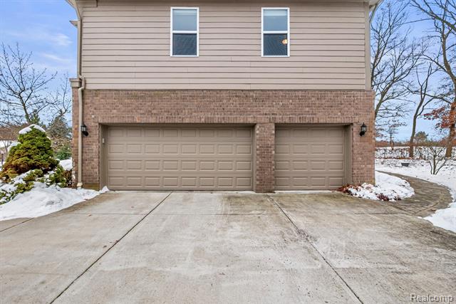 Builiding view sixty four for 146 Crosbie, Lake Orion, MI. 48362