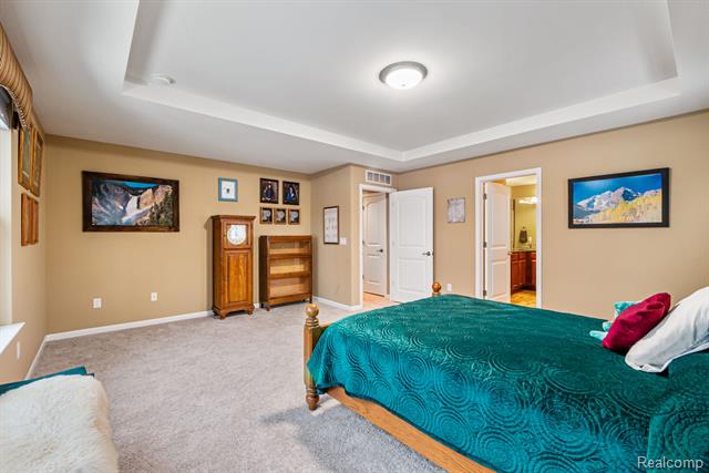 Builiding view thirty for 146 Crosbie, Lake Orion, MI. 48362