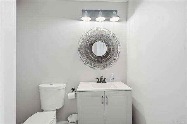 Builiding view eighteen for 922 Chelsea, Oxford, MI. 48371