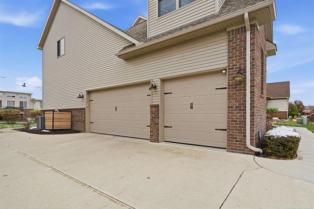 Builiding view twenty two for 922 Chelsea, Oxford, MI. 48371