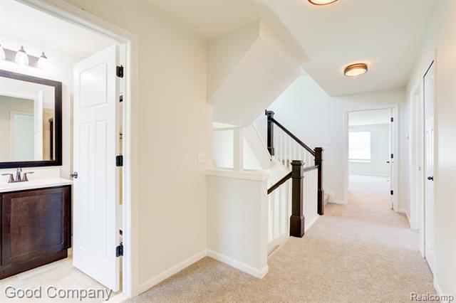 Builiding view forty for 820 Baldwin, Royal Oak, MI. 48067
