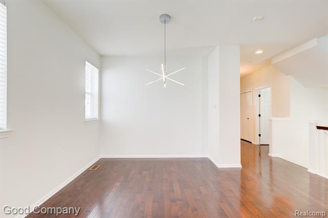 Builiding view twenty for 820 Baldwin, Royal Oak, MI. 48067