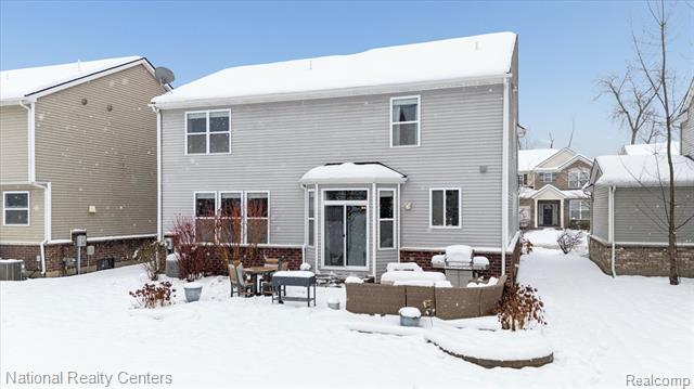 Builiding view fifty one for 27316 Victoria, Novi, MI. 48374