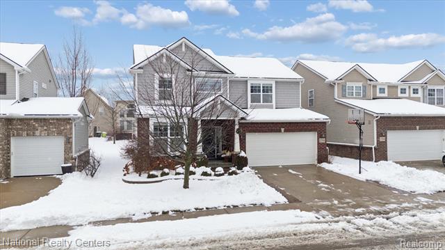 Builiding view fifty for 27316 Victoria, Novi, MI. 48374