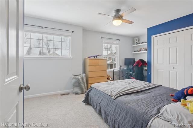 Builiding view thirty three for 27316 Victoria, Novi, MI. 48374