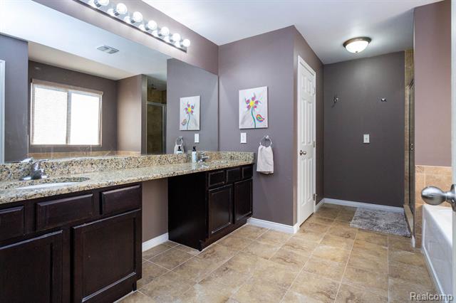 Builiding view twenty three for 2110 Mayflower, Troy, MI. 48085