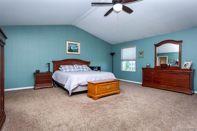 Builiding view twenty for 2110 Mayflower, Troy, MI. 48085