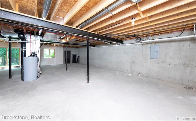 Builiding view forty six for 10295 Northridge, White Lake, MI. 48386