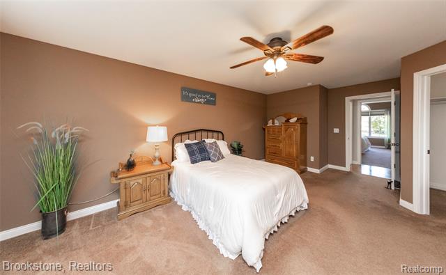 Builiding view thirty five for 10295 Northridge, White Lake, MI. 48386