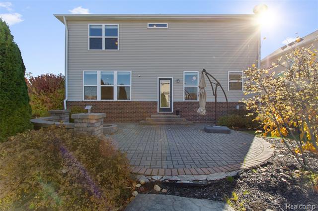 Builiding view forty three for 57570 Village, New Hudson, MI. 48165