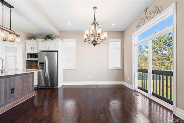 Builiding view ten for 4489 Cedarhill, Auburn Hills, MI. 48326