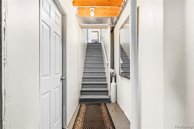 Builiding view thirty one for 4489 Cedarhill, Auburn Hills, MI. 48326