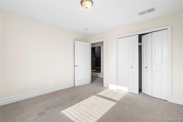 Builiding view thirty for 4489 Cedarhill, Auburn Hills, MI. 48326