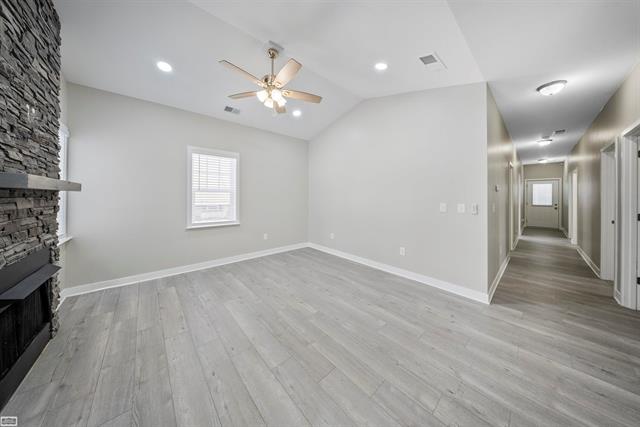 Builiding view four for 403 Voorheis, Pontiac, MI. 48341