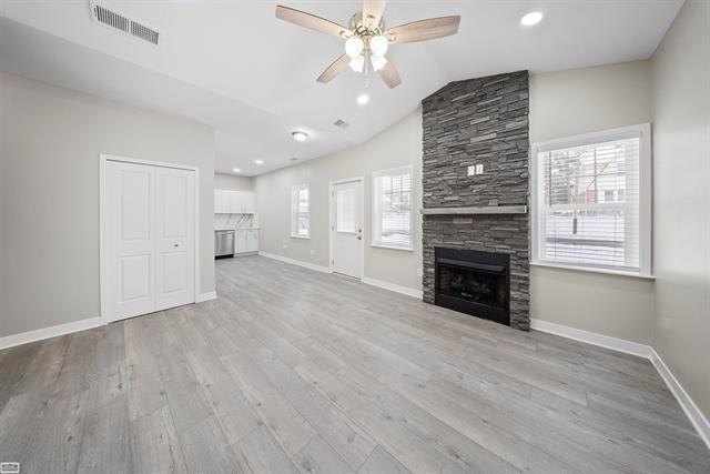 Builiding view three for 403 Voorheis, Pontiac, MI. 48341