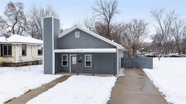 front view for 403 Voorheis St, Pontiac, Mi. 48341