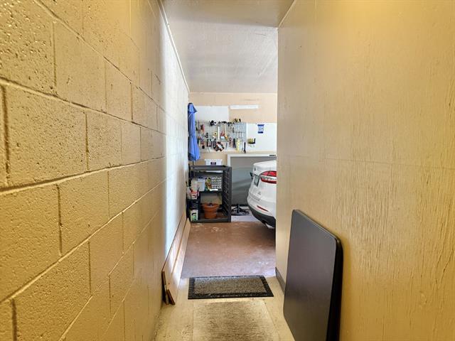 Builiding view twenty eight for 1651 S Hill, Bloomfield Hills, MI. 48304