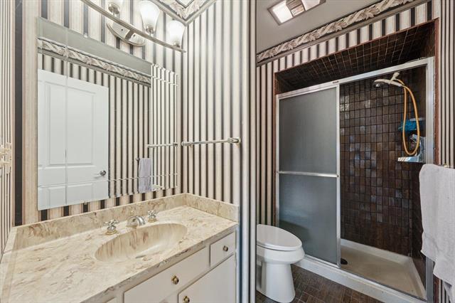 Builiding view eleven for 1525 S Hill, Bloomfield Hills, MI. 48304