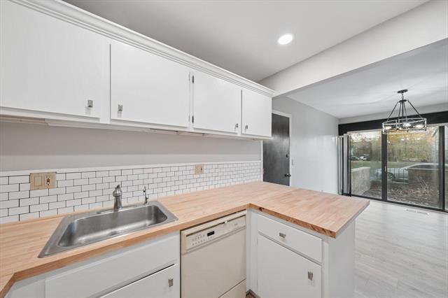 Builiding view seven for 1525 S Hill, Bloomfield Hills, MI. 48304