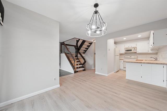 Builiding view six for 1525 S Hill, Bloomfield Hills, MI. 48304