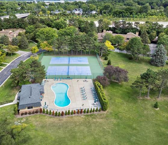 Builiding view twenty three for 1525 S Hill, Bloomfield Hills, MI. 48304