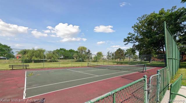 Builiding view sixteen for 426 Fox Hills N # A-1, Bloomfield Hills, MI. 48304