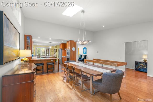 Builiding view thirteen for 3709 Wabeek Lake W, Bloomfield Hills, MI. 48302