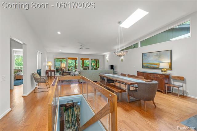 Builiding view twelve for 3709 Wabeek Lake W, Bloomfield Hills, MI. 48302