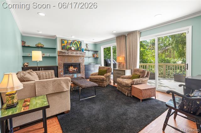 Builiding view twenty four for 3709 Wabeek Lake W, Bloomfield Hills, MI. 48302