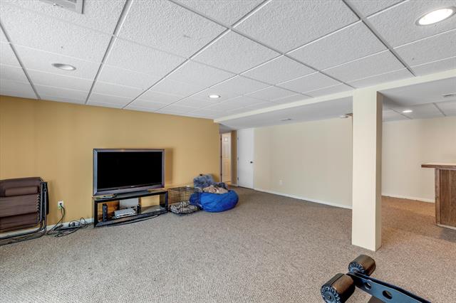 Builiding view thirty for 4644 Laurel Club, West Bloomfield, MI. 48323