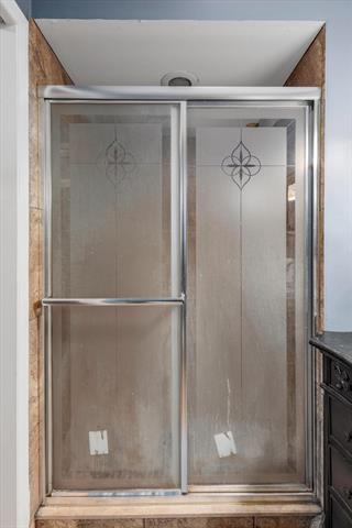 Builiding view twenty four for 4644 Laurel Club, West Bloomfield, MI. 48323